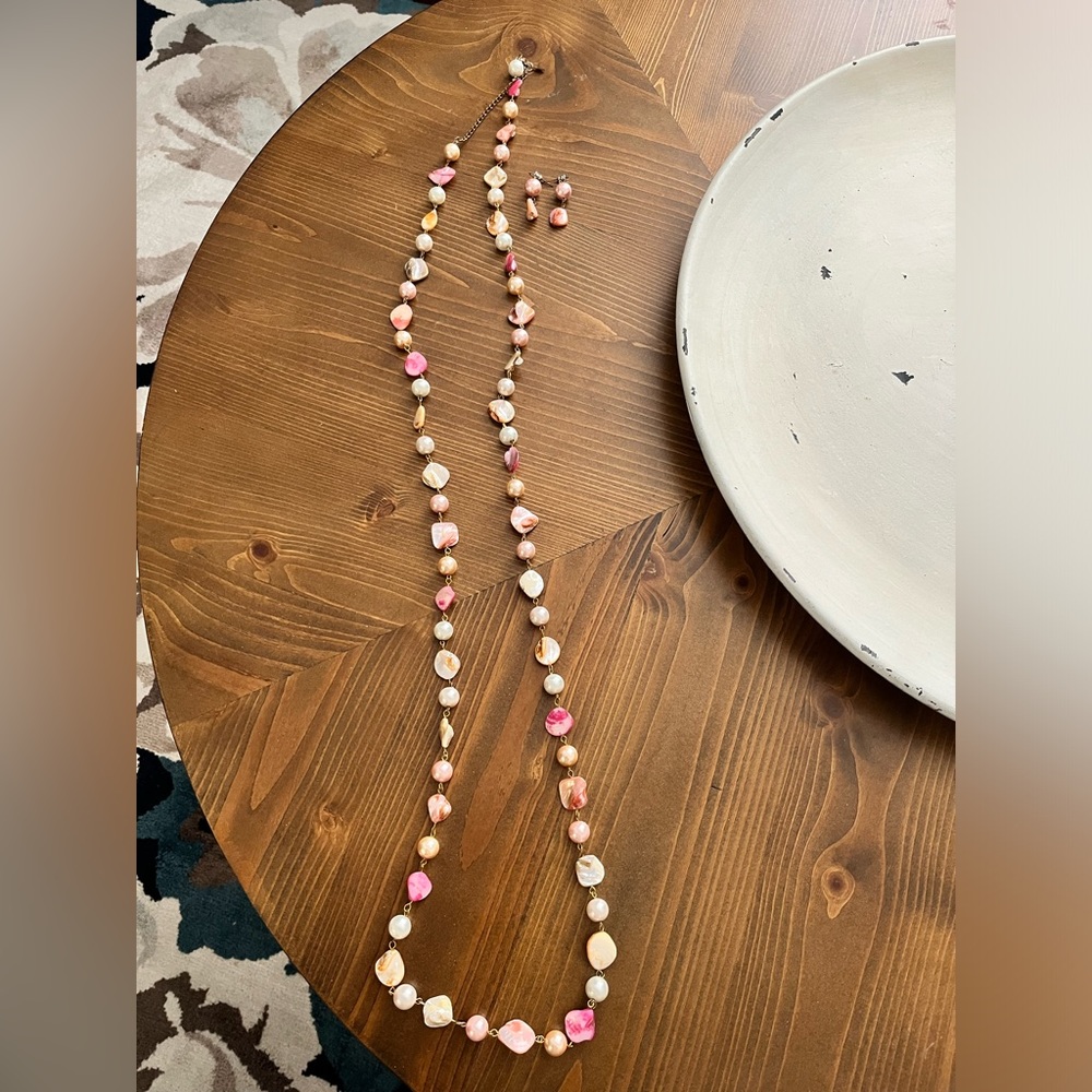 Accessories Pearl type Necklace with earrings
